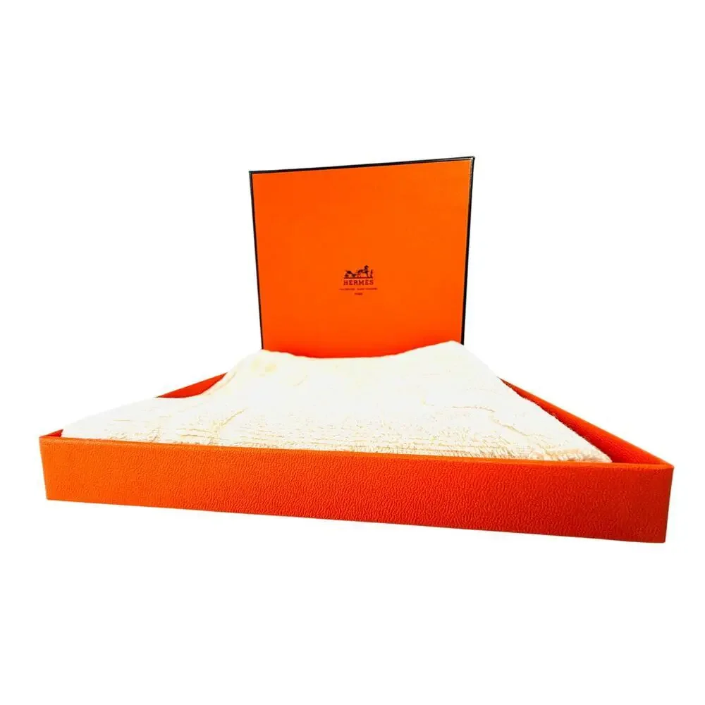 Hermès Hand Towel Equestrian Horse Luxury Cotton Towel Beige France w/ Box‎